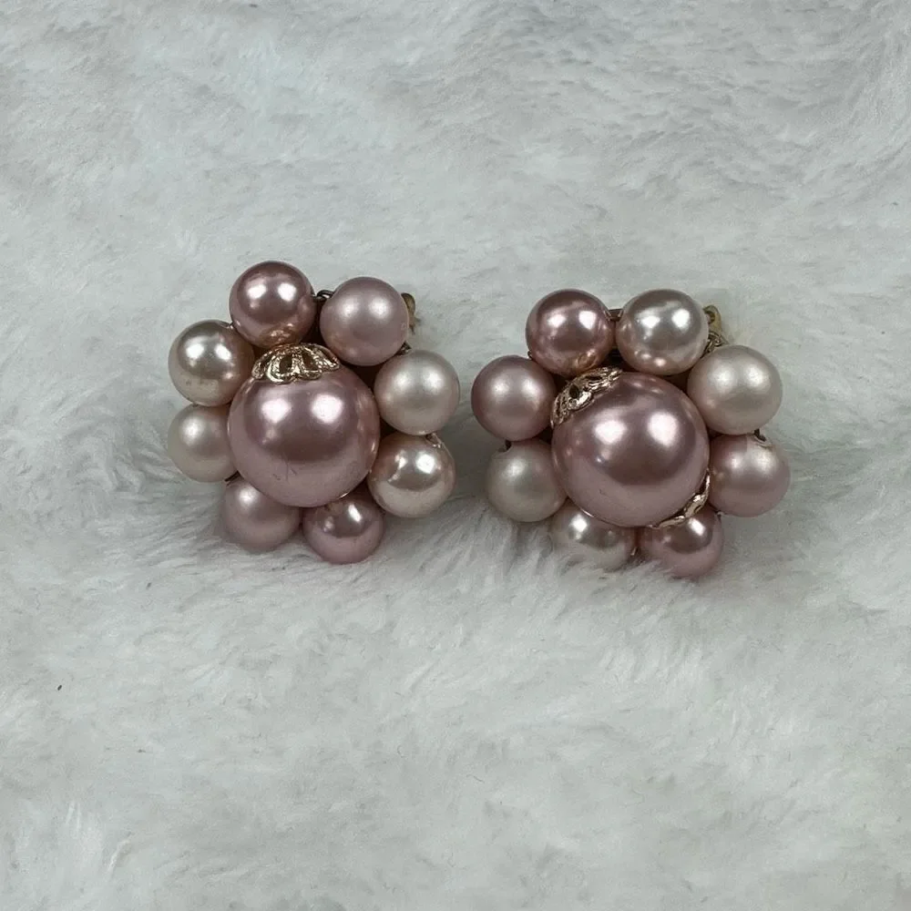 Vintage Flower Pink Pearl Cluster Clip Earrings Gold Tone JAPAN Womens Jewelry